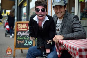 Steve Hewlett, Simon Cowell and the Mug World Tour Talk To Blazing Minds