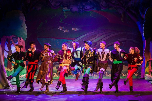 Robin Hood Still 6