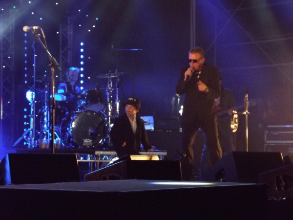 Cai with Madness and Suggs