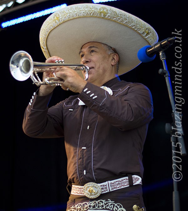 Mariachis-2