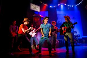 It was time to Cutloose and get Footloose at Venue Cymru last night