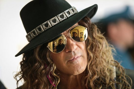 Antonio Banderas - Gun Shy