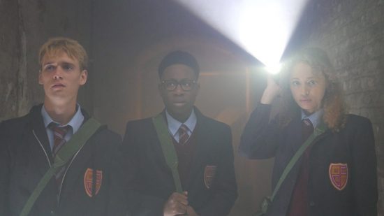 Harry Jarvis, Alhaji Fofana, and Ella-Rae Smith in 2Hrs