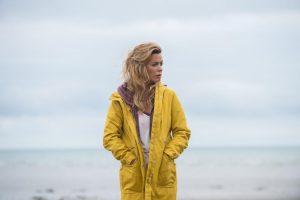 Keeping Faith – Eve Myles is Stunning in her Latest Performance