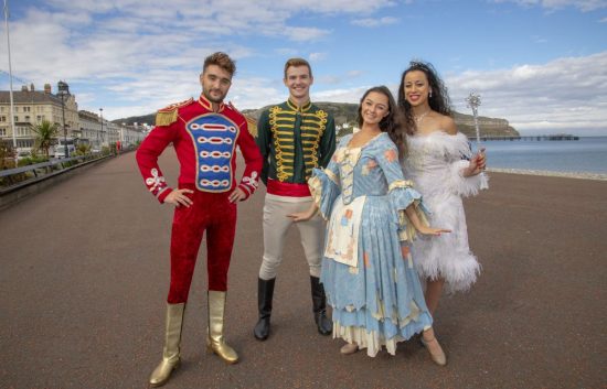 Cinderella Review at Venue Cymru, Llandudno (Photo Credit: Jamie Gilmour)