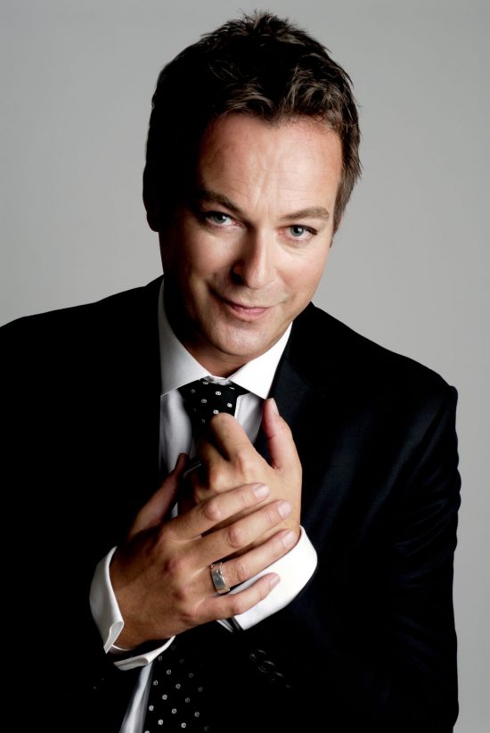 Julian Clary - PHOTO CREDIT Michi Nakao ©MICHICOLOR