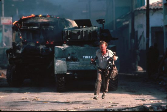 Under Fire - Eureka Classics - Blu-ray - Still 3