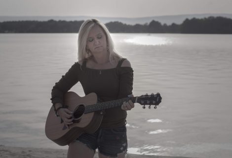 Fast 5 with country singer Brenda Cay!