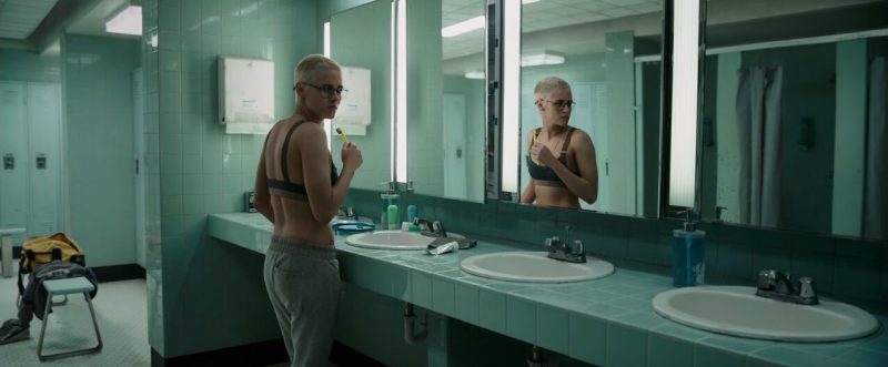 Kristen Stewart in Underwater (2020) 2