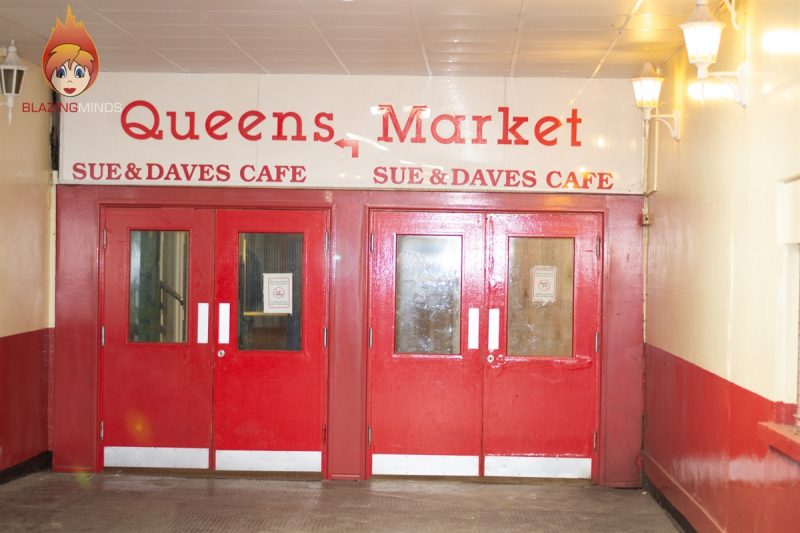 Queens Rhyl - Blazing Minds
