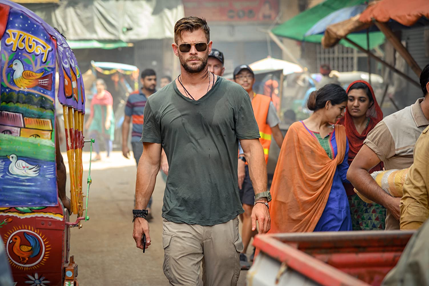 Extraction – It’s all-out action on Netflix – Movie Review Extraction – It’s all-out action on Netflix – Movie Review