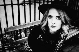 Elles Bailey and The Midnight Band Release Their Joint Cover of ‘Don’t Let the Green Grass Fool You’