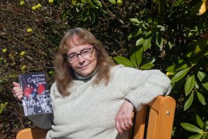 An Ancient Fairy Hoard, Cosplayers and A Murderous Elf – Cold Dead Cosplay – Book Review