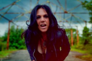 Sari Schorr Releases a New Video for ‘The New Revolution’
