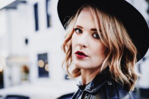 Elles Bailey Supports ‘Whispering’ Bob Harris’s Vital Charity Single ‘Stand By Me’