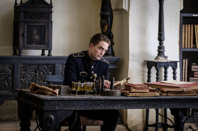 "Waiting For The Barbarians" regia Ciro Guerra