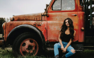 Jessica Lynn - Love Me That Way - Review