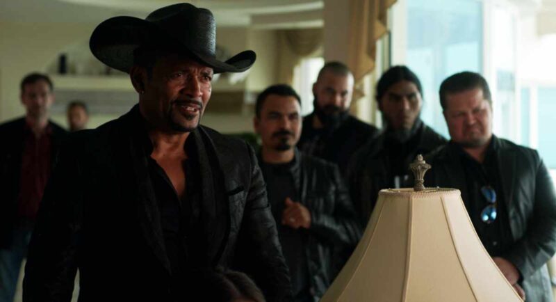 Mario Van Peebles with gang - Seized