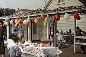 10 Tasty Picnic Scenes In Movies