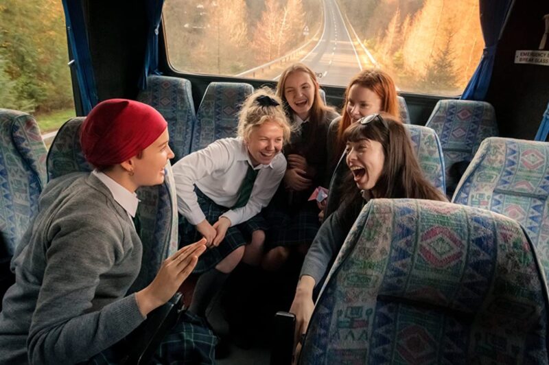 Our ladies - On Coach