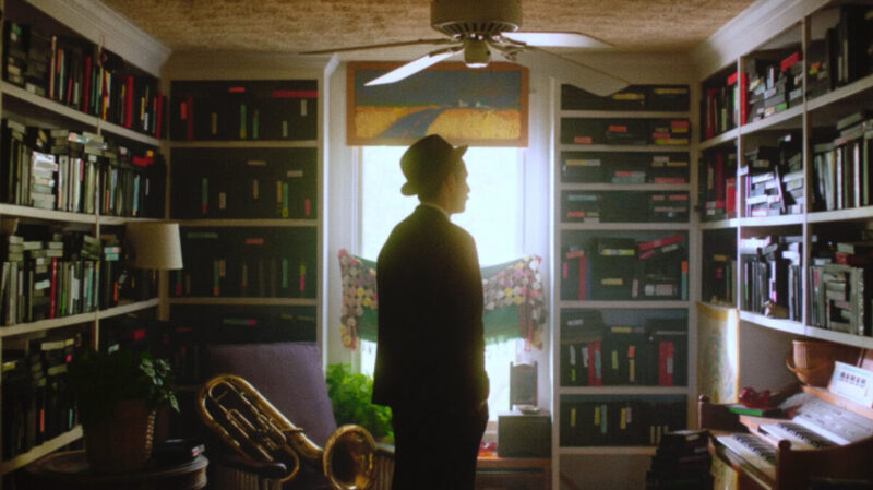 STRAWBERRY MANSION (Bulldog Film Distribution) (01)