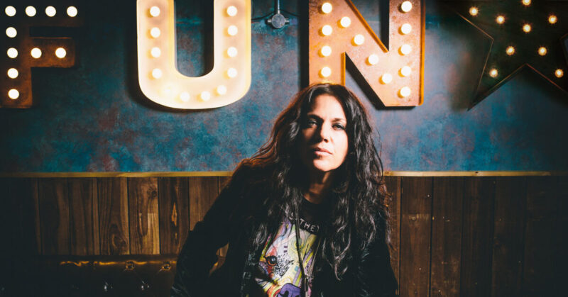 Sari Schorr - Photo Credit Rob Blackham