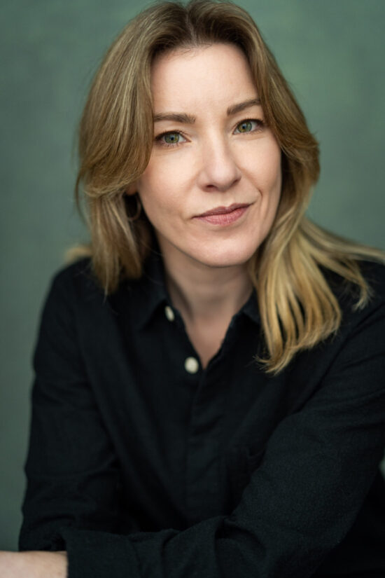 Emily Bull - Glinda The Good Witch