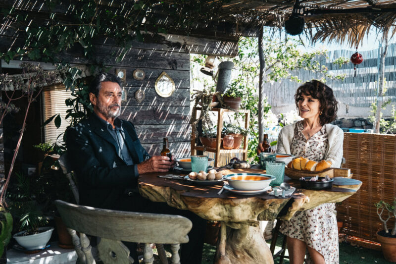 Ian McShane (WILSON) and Fanny Ardant (ANNE) on the set of AMERICAN STAR.