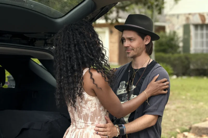 Tom Payne in Imaginary