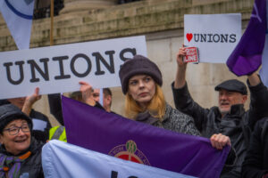 Ayvianna Snow Voices Fear Over Future of The Arts in the UK & Calls For Urgent Funding Review