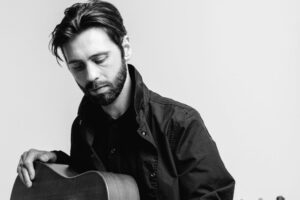 Laurence Jones Releases His Third Single ‘Get Back Up’
